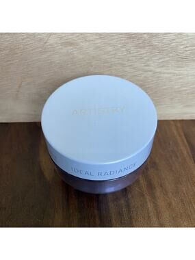 Artistry Ideal Radiance Illuminating Moisture Cream 50 ml/ 1.7 oz Amway New